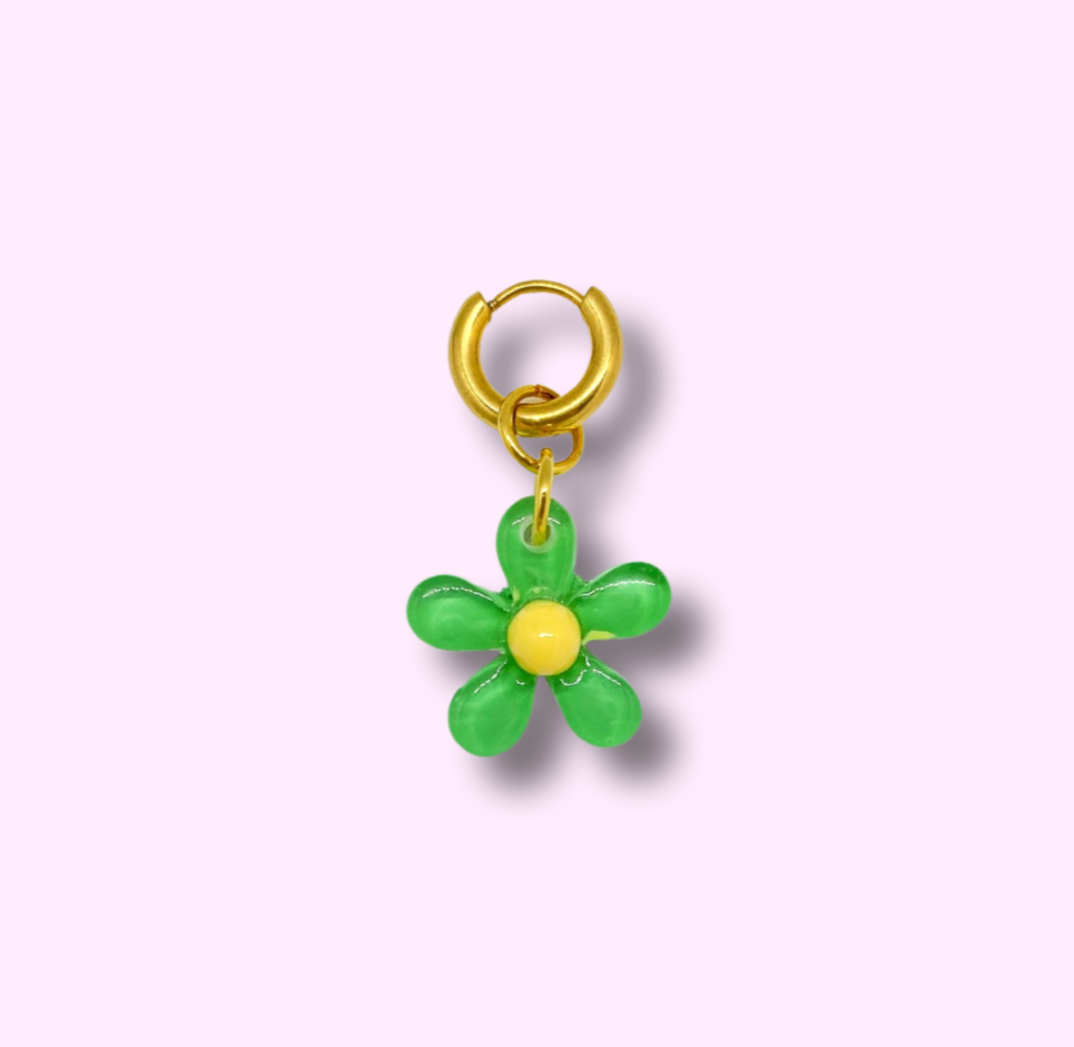 OORBEL MET BLOEMETJE
